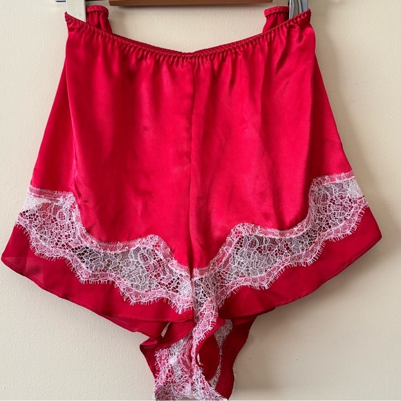 Victoria’s Secret| NEW VS 2-Piece Red Lace Trim Satin Cami Set Sz XL NWOT - Picture 4 of 7
